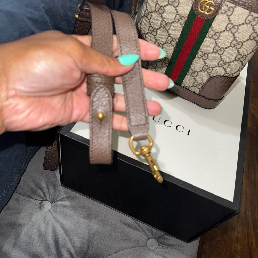 Gucci Beige and Brown GG Bucket Bag - Picture 5 of 6